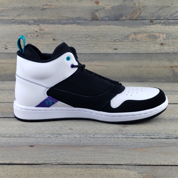 NEW Nike Jordan Fadeaway Basketball Shoes Black Turbo Green White - Picture 6 of 9